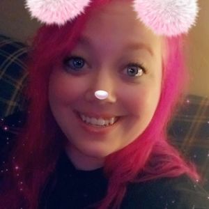 Meet your Posher, Rena